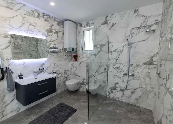 Appartement In 53910 Dramalj